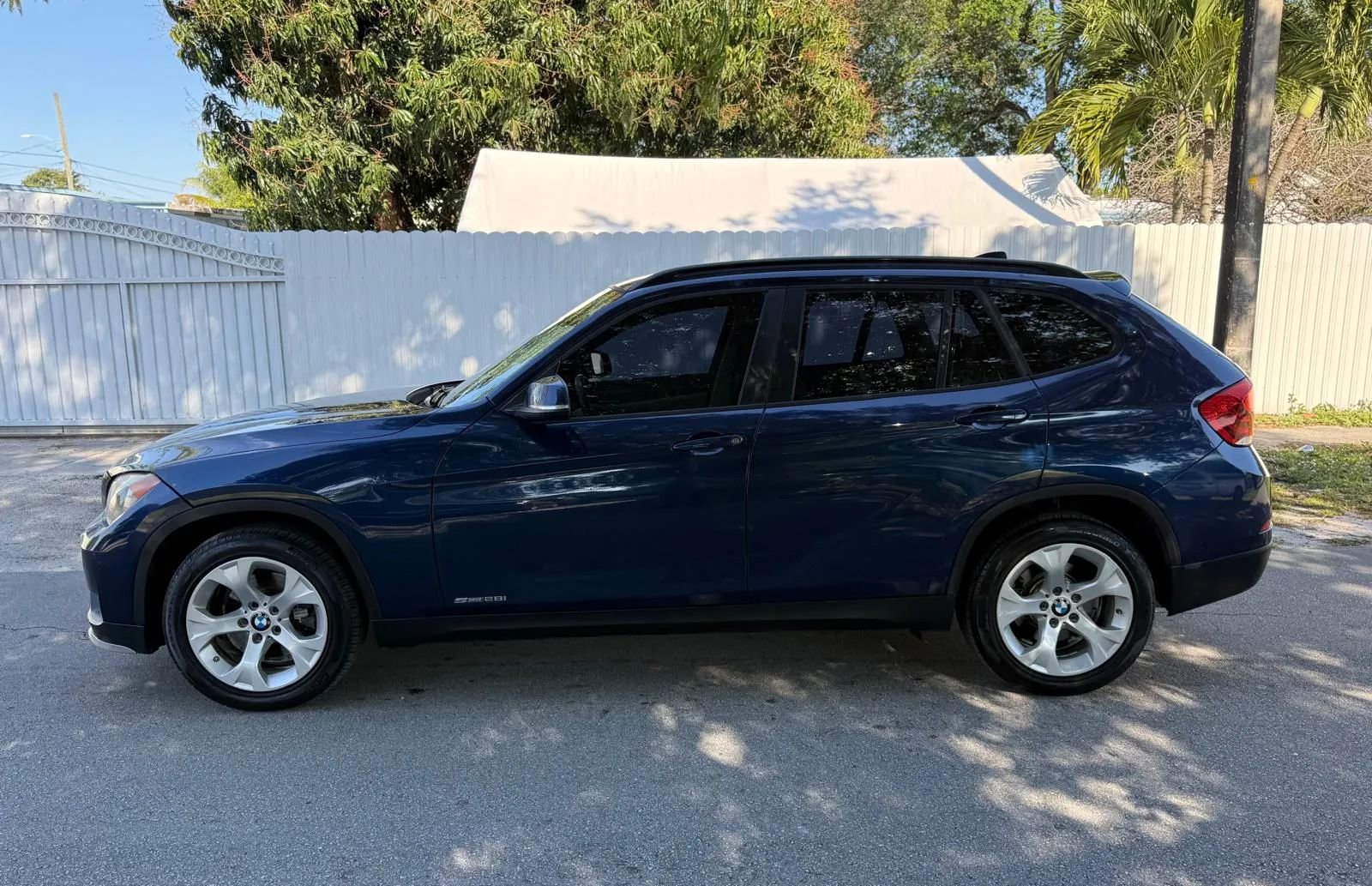 Used 2015 BMW X1 sDrive28i image 3