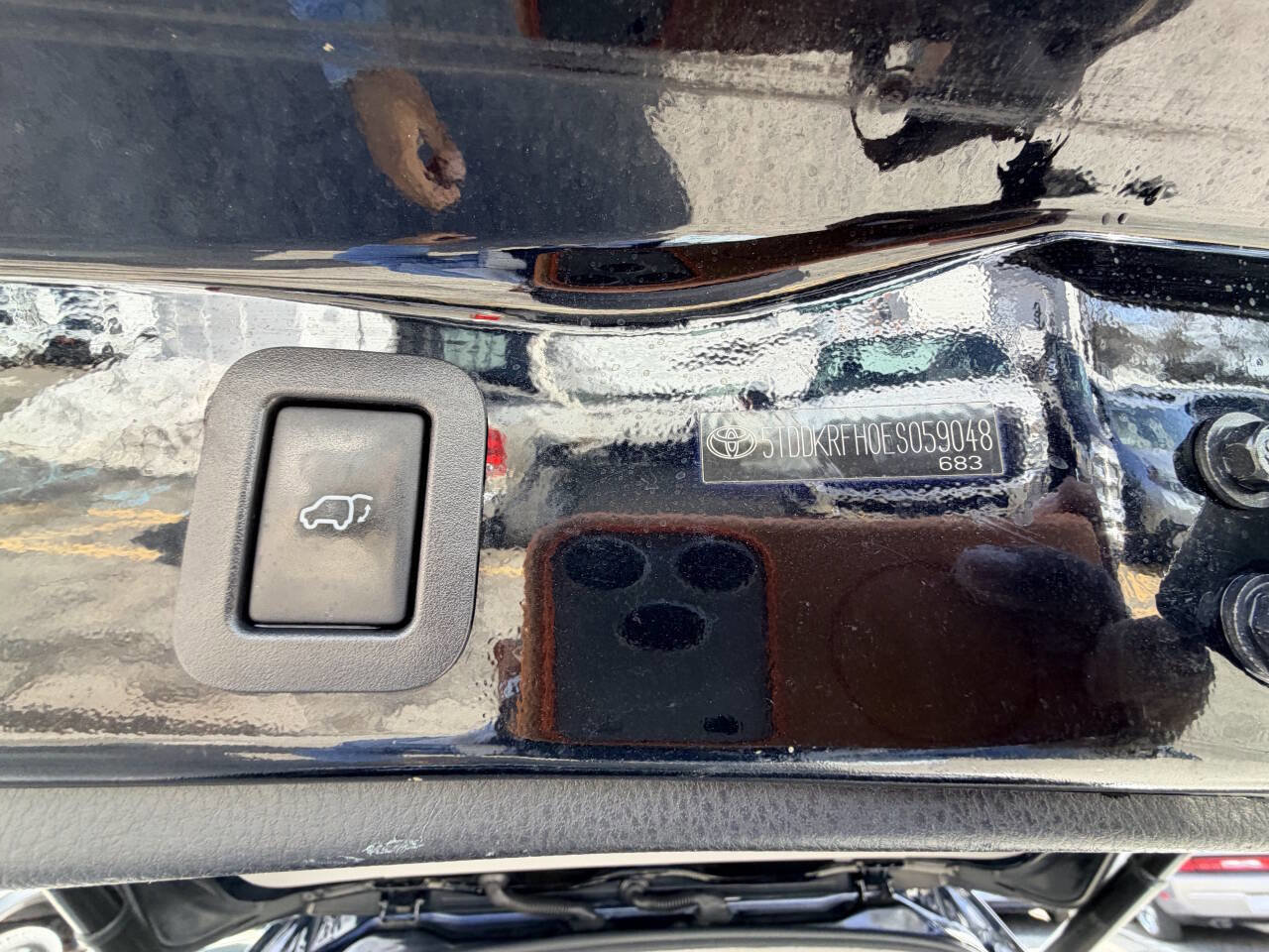Used 2014 Toyota Highlander Limited image 59