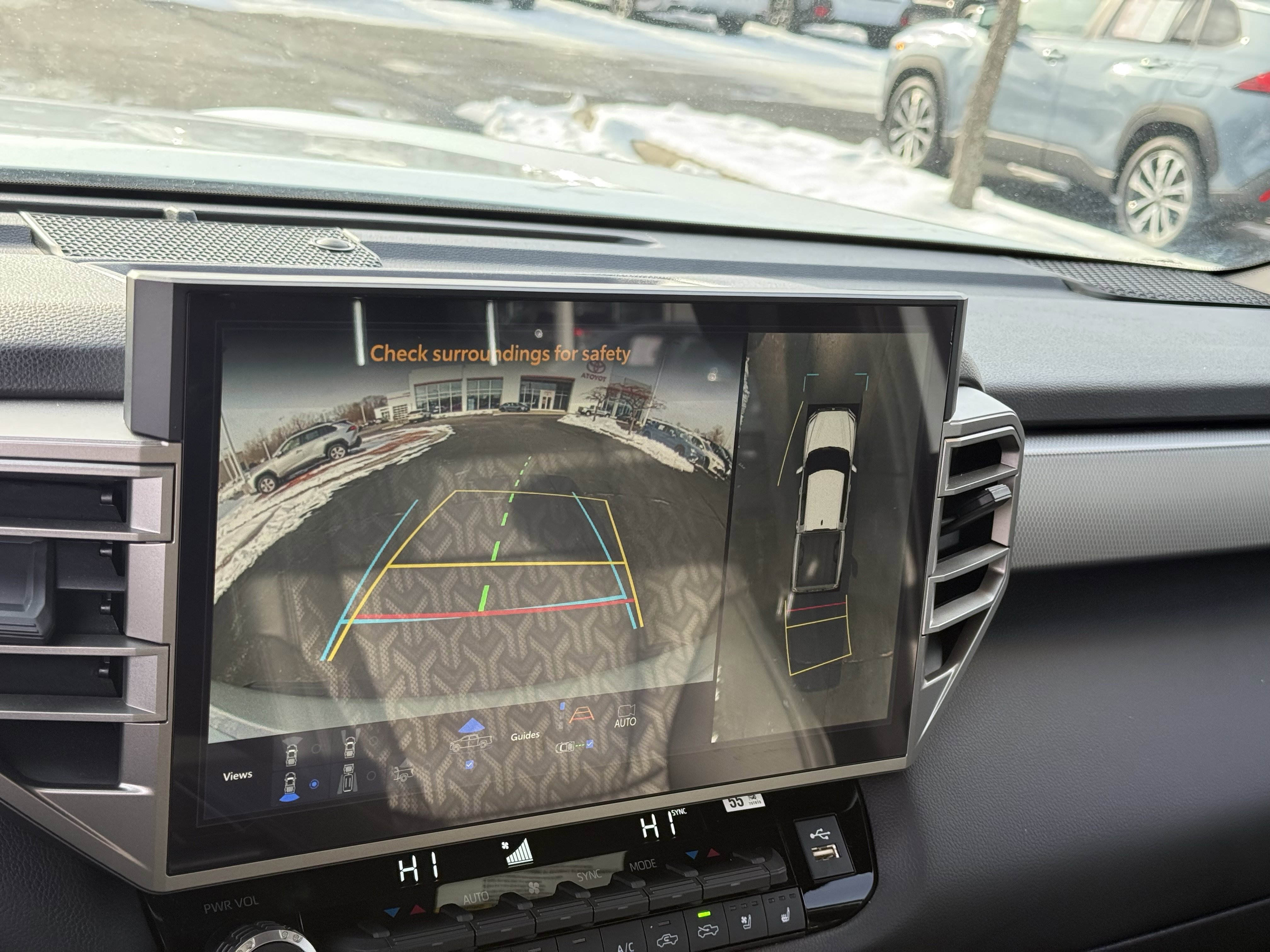 Used 2025 Toyota Tundra Limited image 36