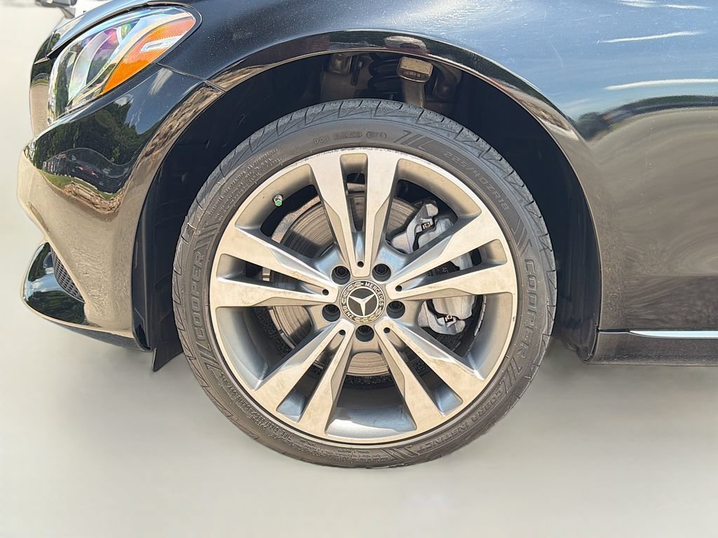 Used 2018 Mercedes-Benz C 300 4MATIC Sedan image 36