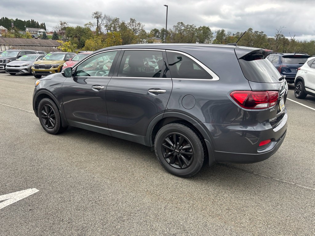 Used 2019 Kia Sorento AWD image 4