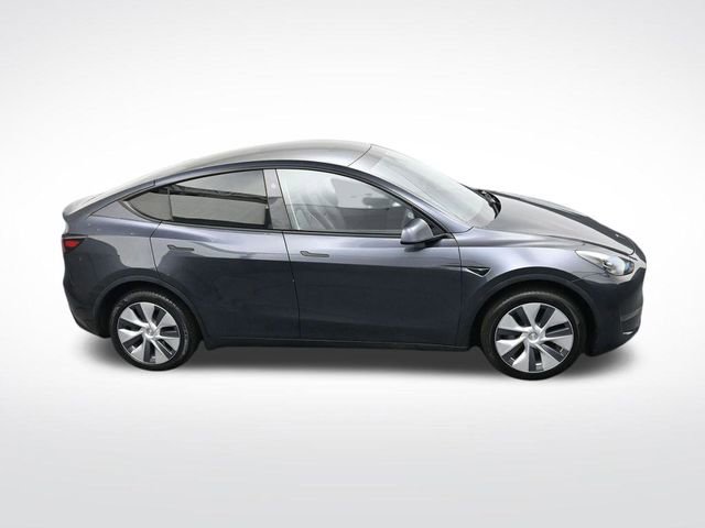 Used 2024 Tesla Model Y Long Range image 19