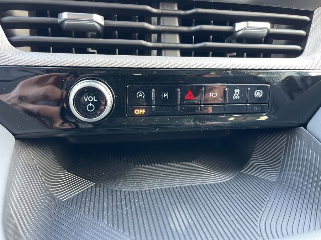 New 2026 Ford Explorer Active image 10