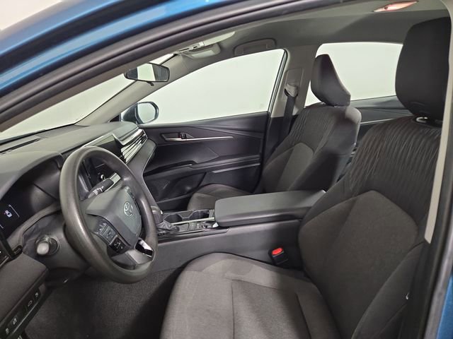Used 2025 Toyota Camry LE FWD image 12