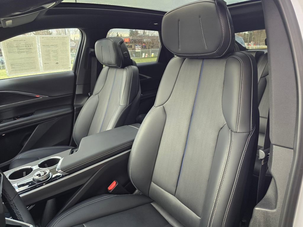 Certified 2024 Cadillac Lyriq Luxury w/ LPO, Floor Liner Package image 21
