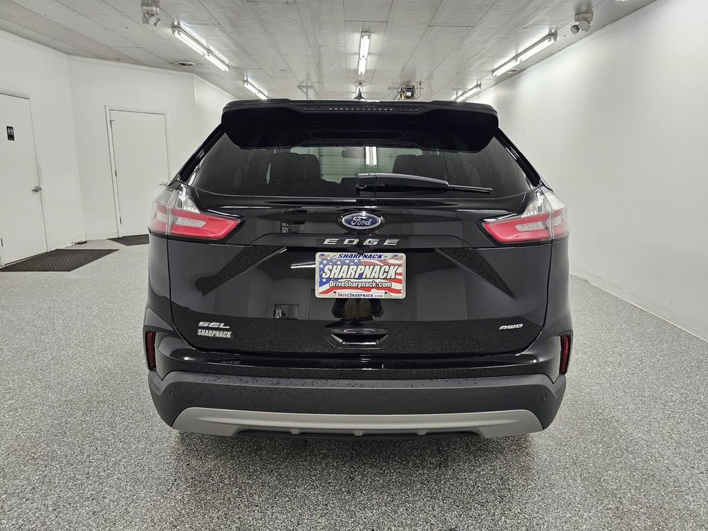 Used 2024 Ford Edge SEL w/ Convenience Package AWD/4WD image 5