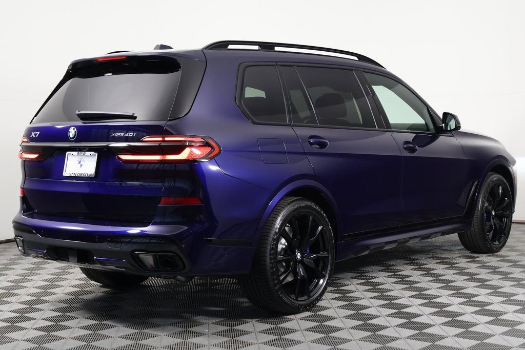 New 2026 BMW X7 xDrive40i w/ Executive Package image 2