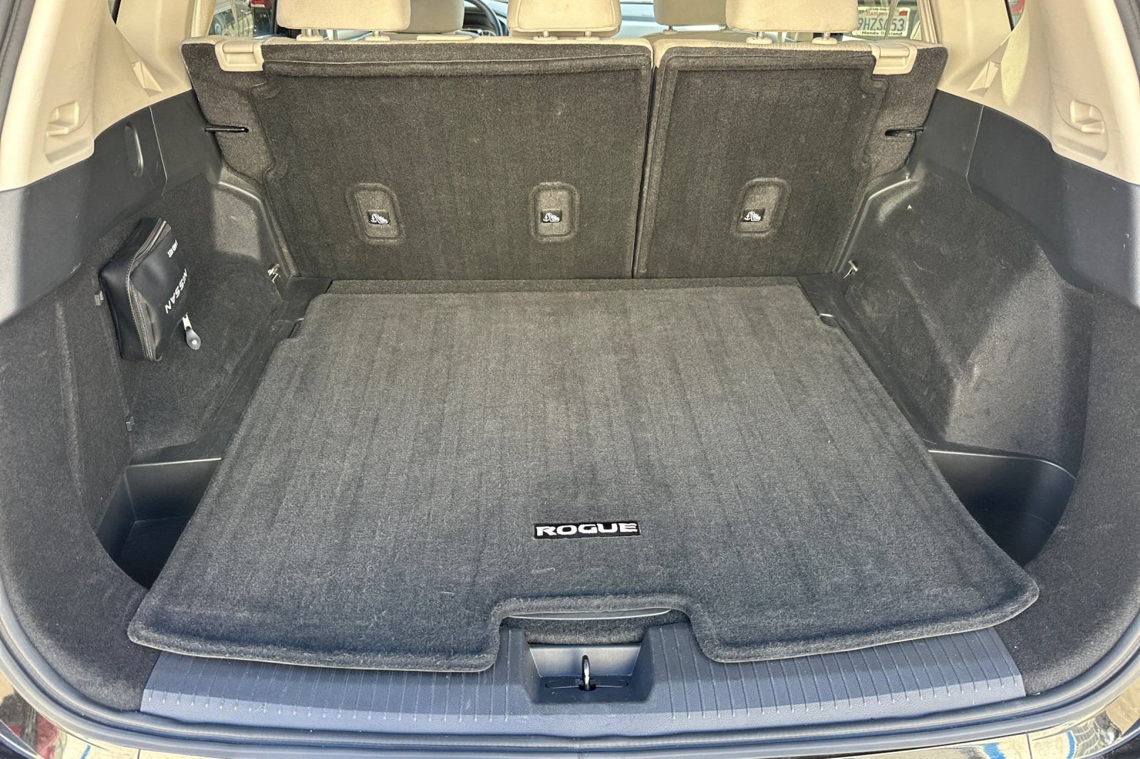 Used 2024 Nissan Rogue SV AWD/4WD image 19