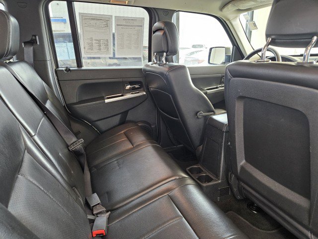 Used 2010 Jeep Liberty Limited w/ Tire & Wheel Group image 12