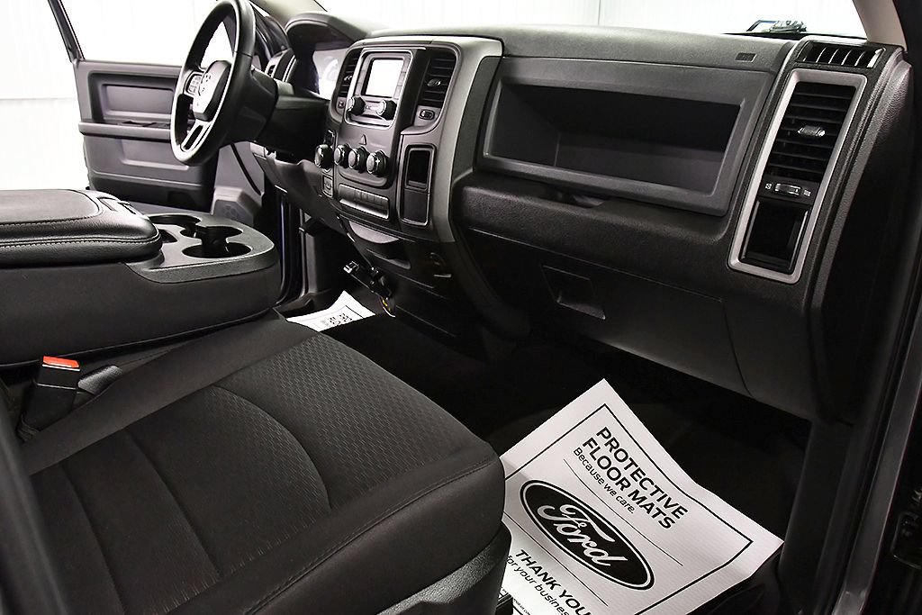 Used 2019 RAM 1500 Express AWD/4WD image 28
