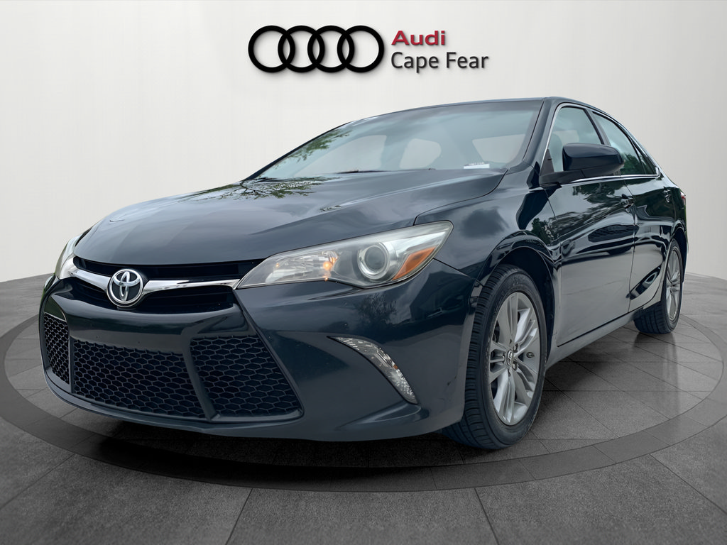 Used 2017 Toyota Camry SE