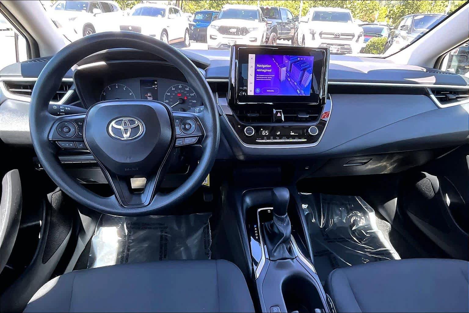 Used 2024 Toyota Corolla LE FWD image 15