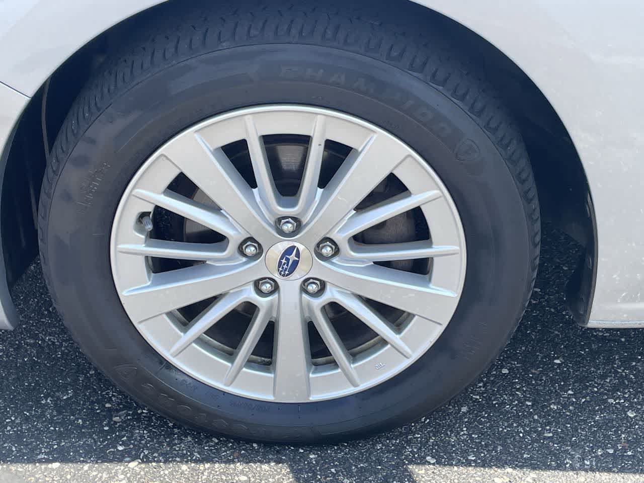 Used 2017 Subaru Impreza 2.0i Premium AWD/4WD image 32