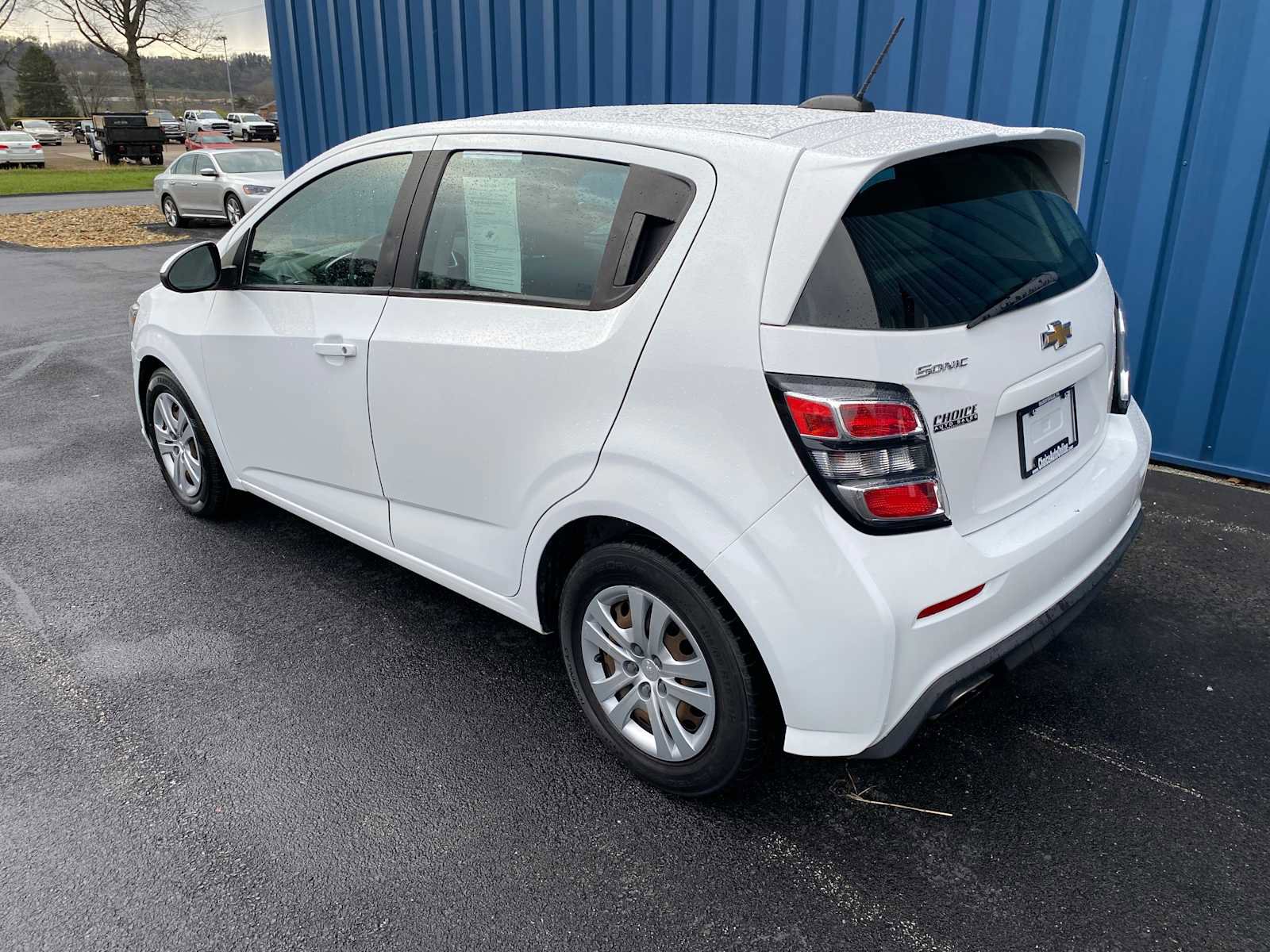 Used 2019 Chevrolet Sonic LT image 4