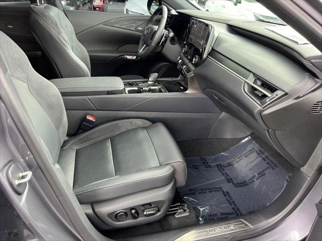 Certified 2023 Lexus RX 350 w/ Cold Area Package AWD/4WD image 13