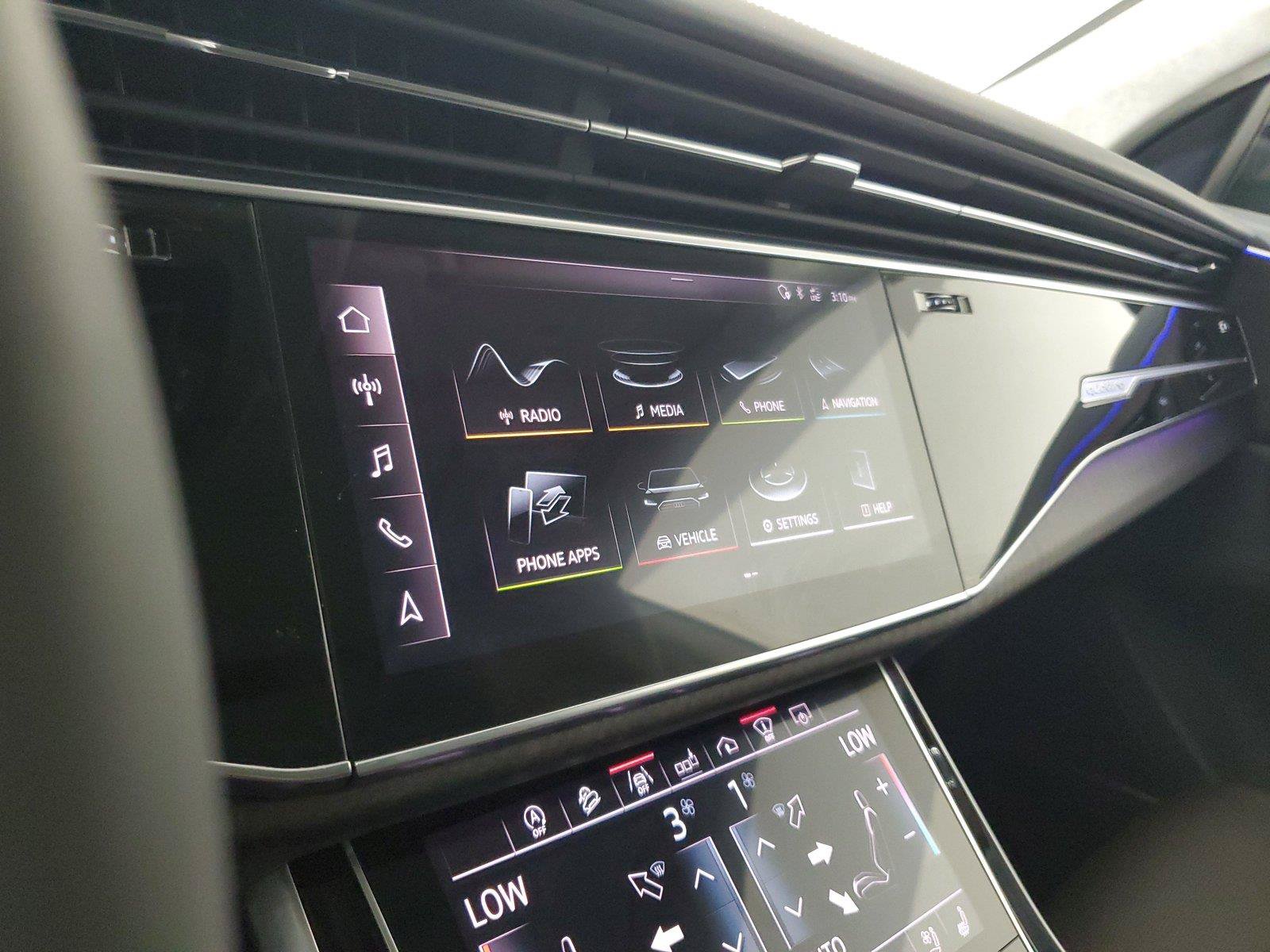 Used 2019 Audi Q8 Prestige AWD/4WD image 30