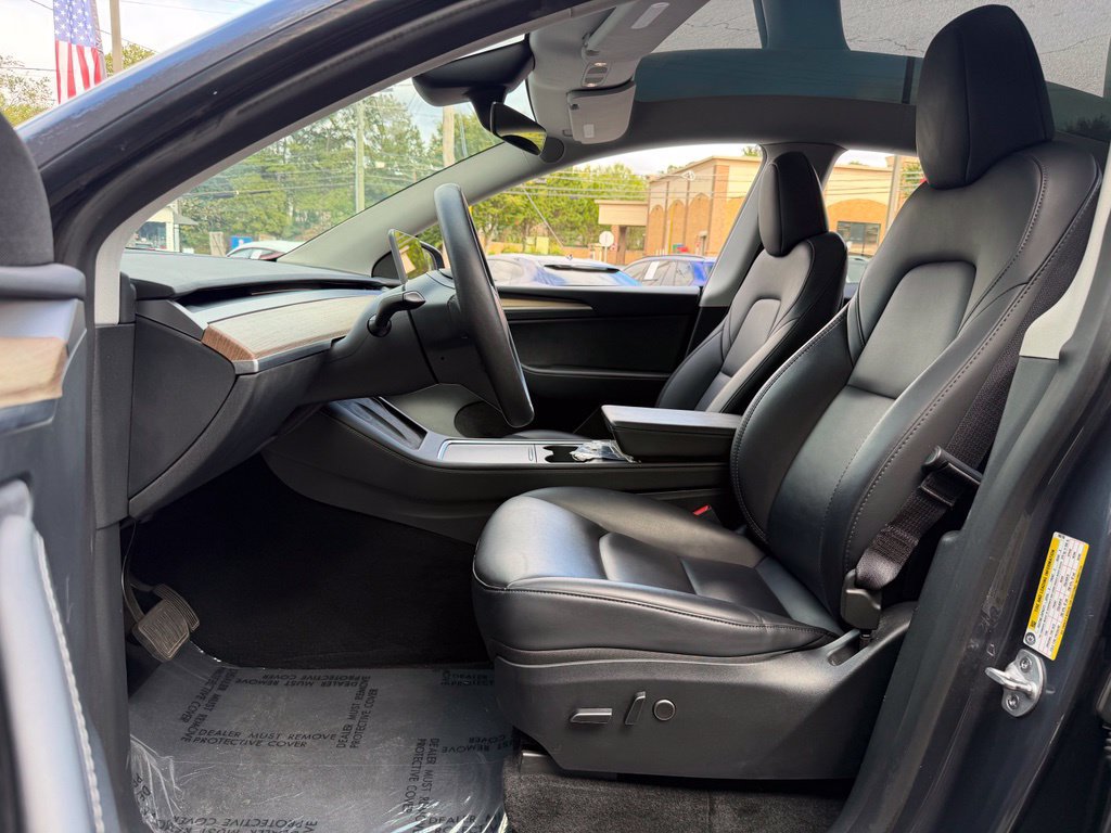 Used 2023 Tesla Model Y 2WD image 25