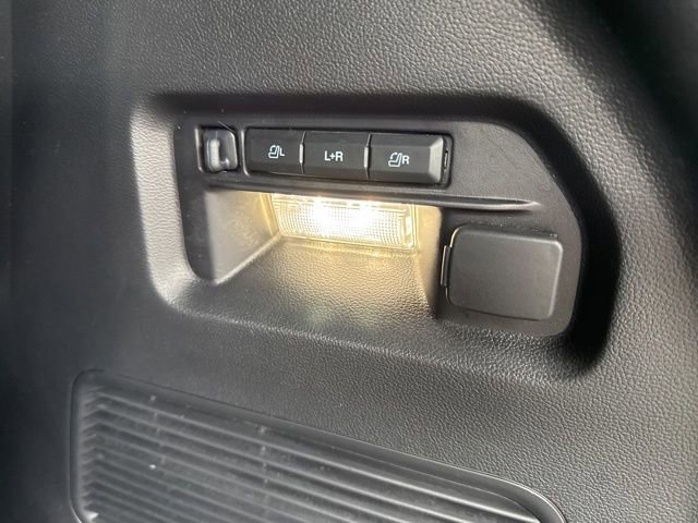 Used 2025 Ford Explorer ST image 20