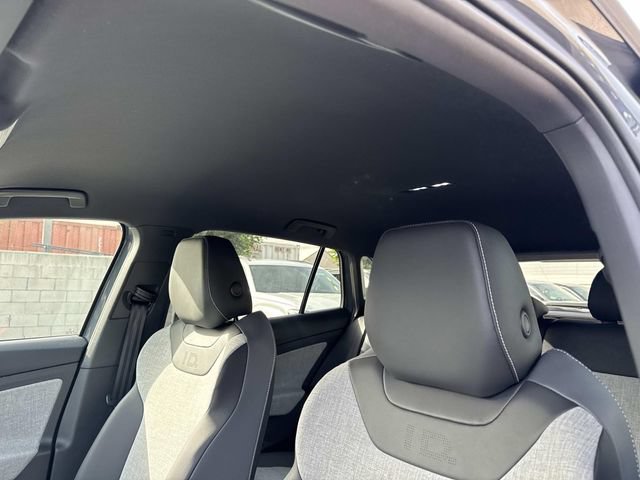 New 2026 Volkswagen ID.4 Pro RWD image 14