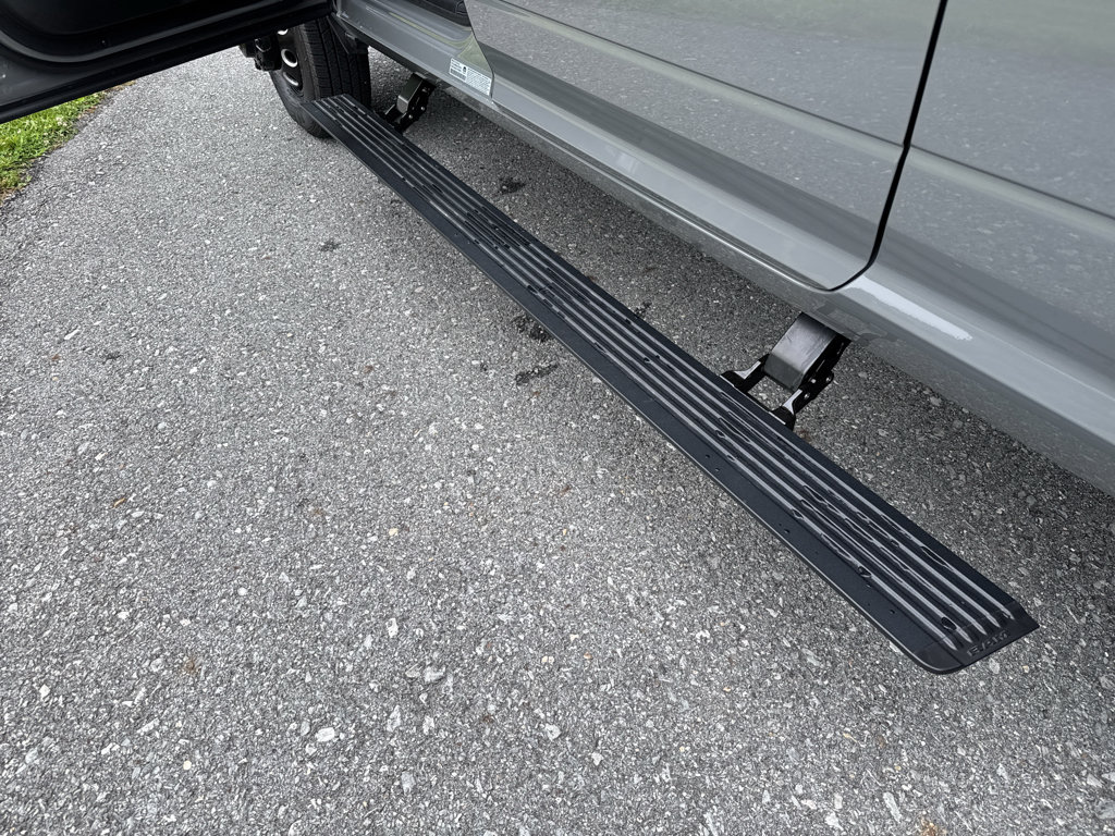 New 2026 RAM 3500 Laramie AWD/4WD image 28