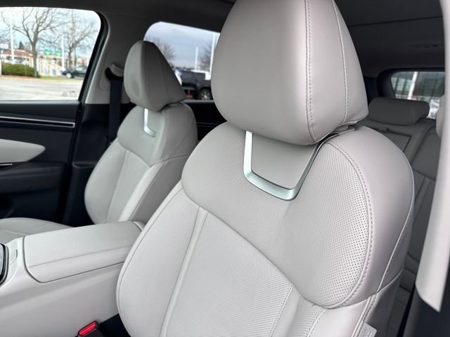 Used 2024 Hyundai Tucson Limited image 13