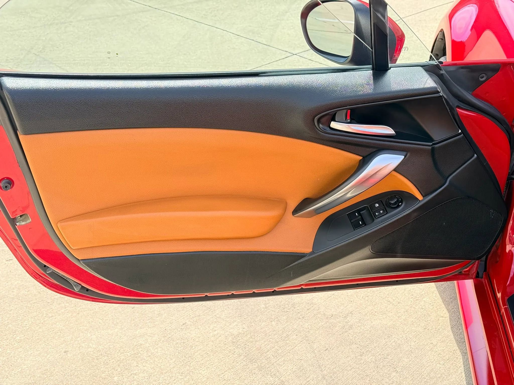 Used 2019 FIAT 124 Spider Lusso w/ Visibility Group image 16