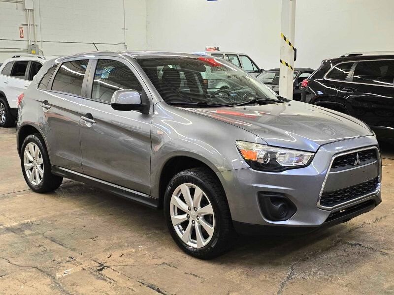 Used 2015 Mitsubishi Outlander Sport ES image 1
