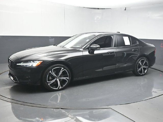 Used 2023 Volvo S60 B5 Plus FWD image 4