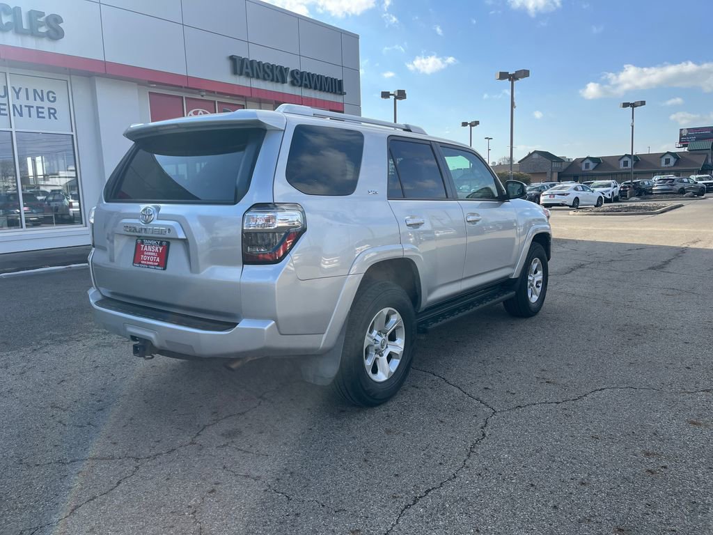 Used 2016 Toyota 4Runner SR5 image 5