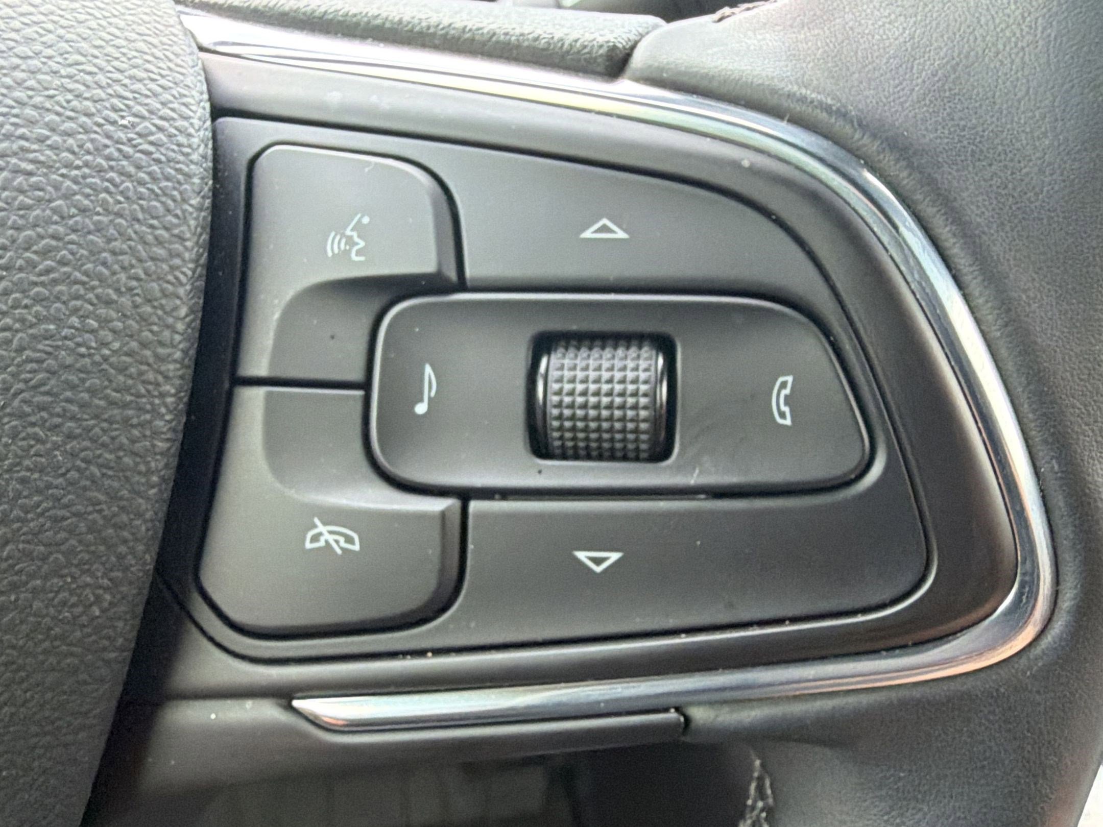 Used 2025 Buick Envista Avenir image 20