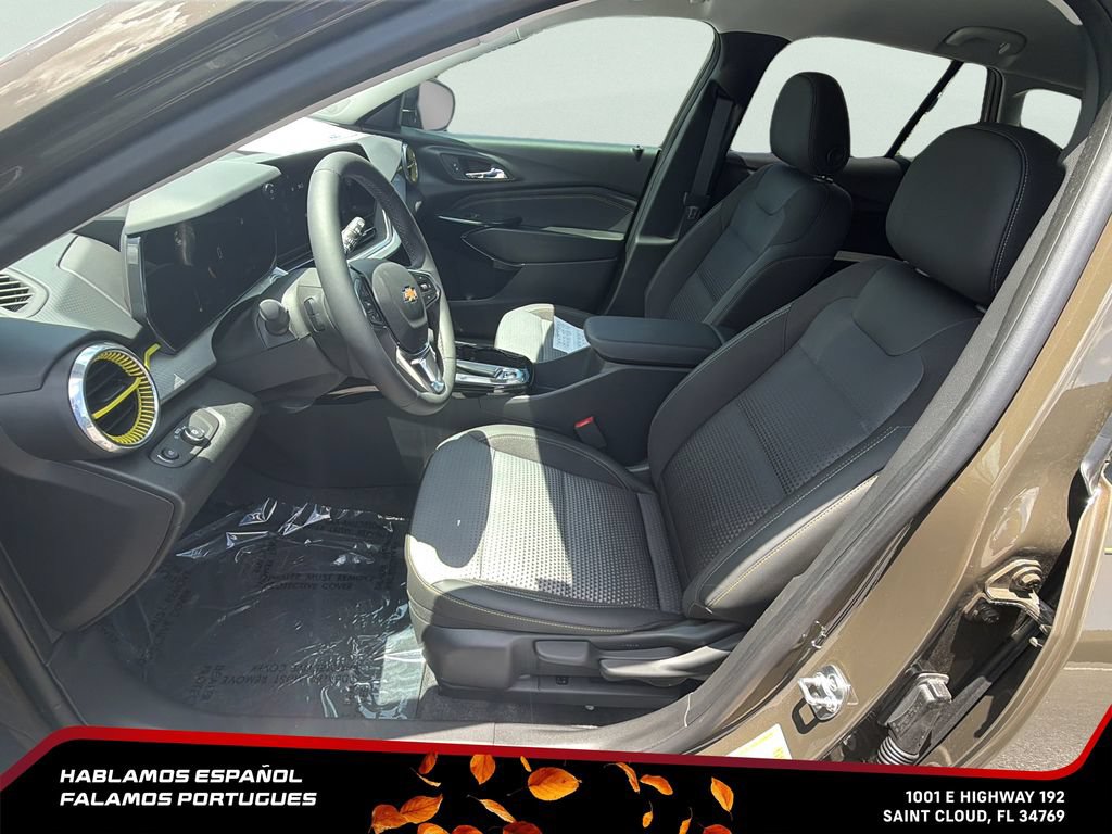 Used 2024 Chevrolet Trax LT w/ Driver Confidence Package FWD image 14