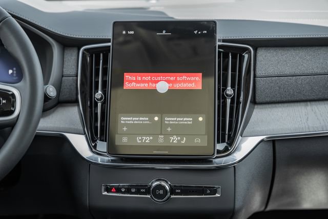 New 2026 Volvo XC90 B6 Ultra w/ Protection Package Premier image 21