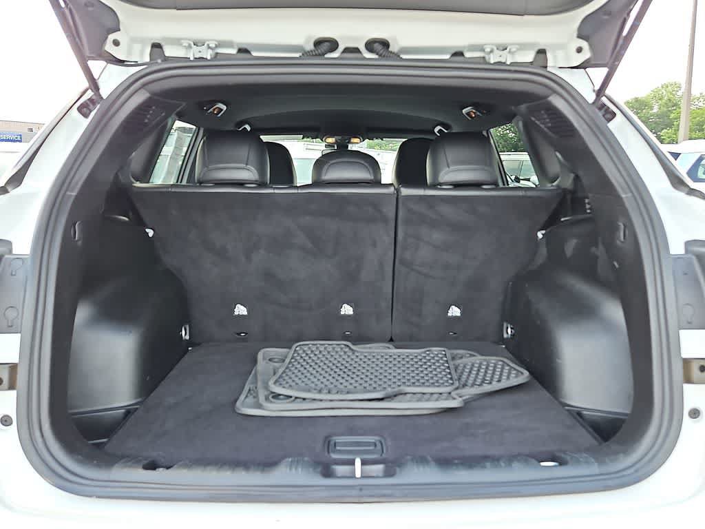 Used 2025 Jeep Compass Trailhawk AWD/4WD image 28