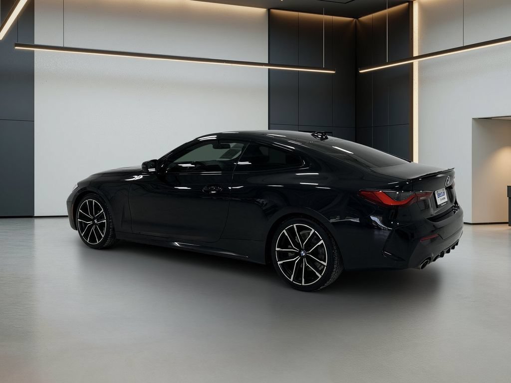 Used 2021 BMW 430i Coupe w/ M Sport Package RWD image 3