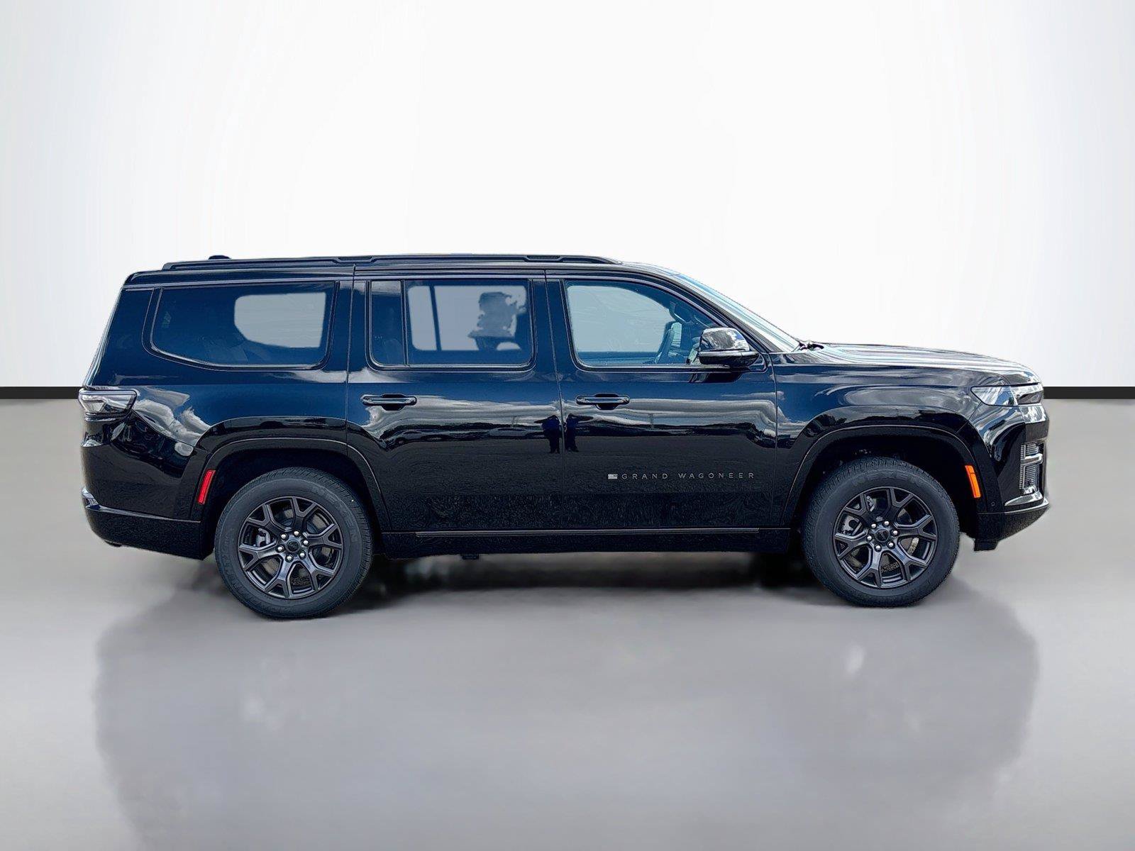 New 2026 Jeep Grand Wagoneer Limited w/ Premium Group II AWD/4WD image 18