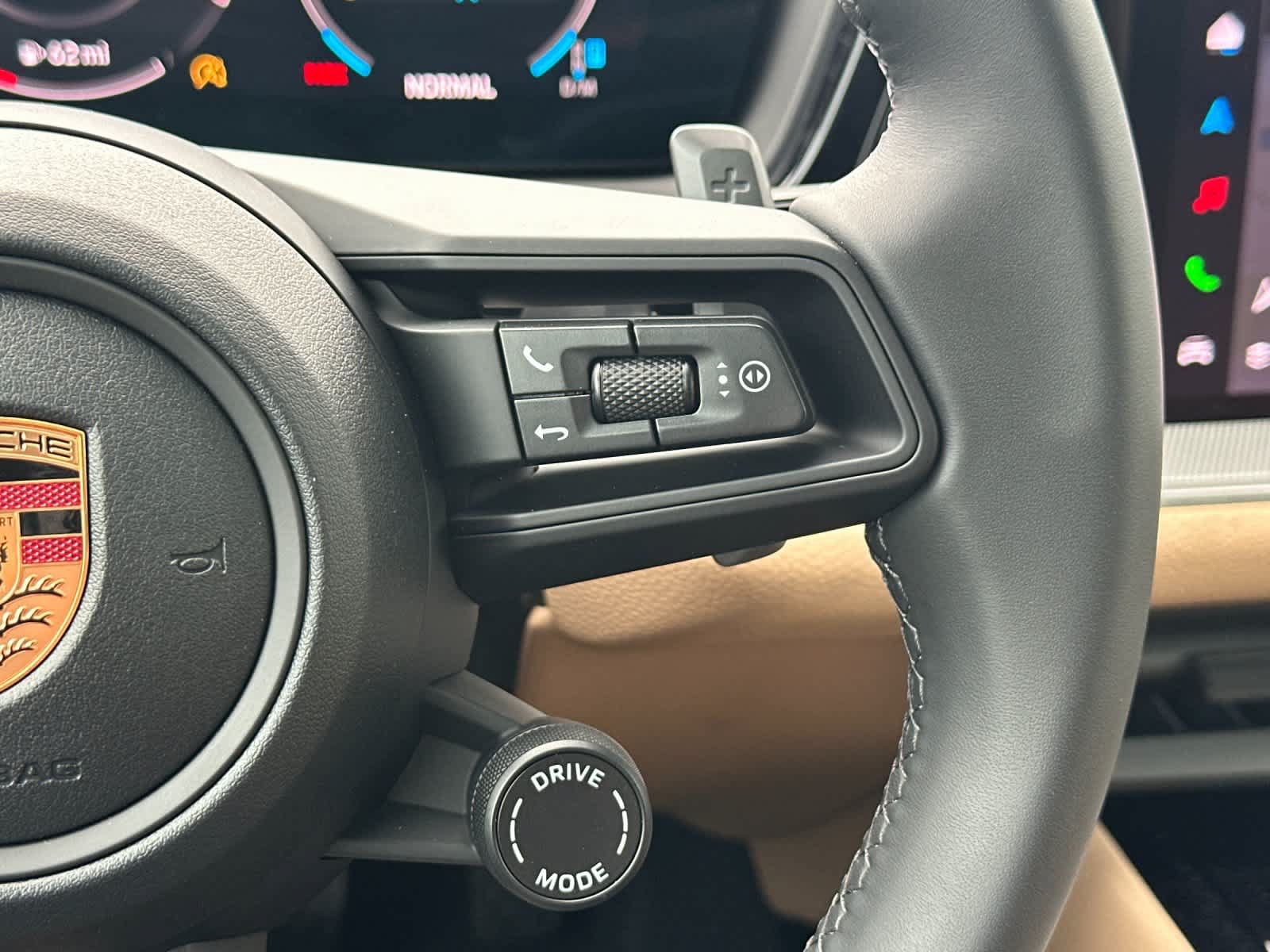 New 2026 Porsche Cayenne AWD/4WD image 29