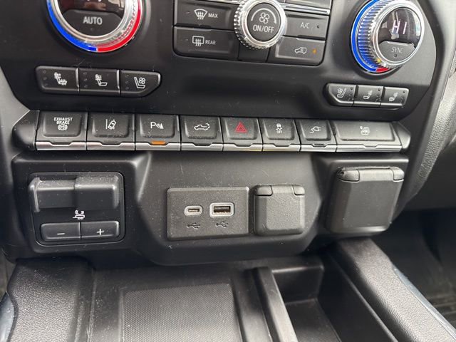 Used 2022 GMC Sierra 3500 Denali image 17