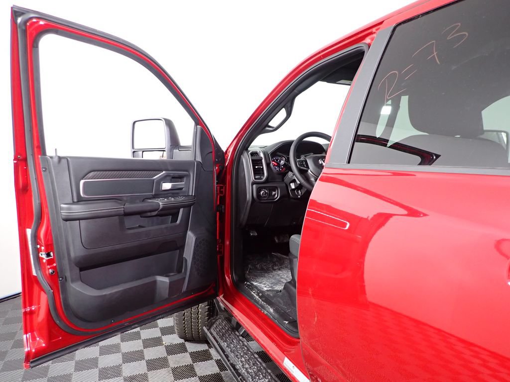 New 2026 RAM 2500 Big Horn AWD/4WD image 17