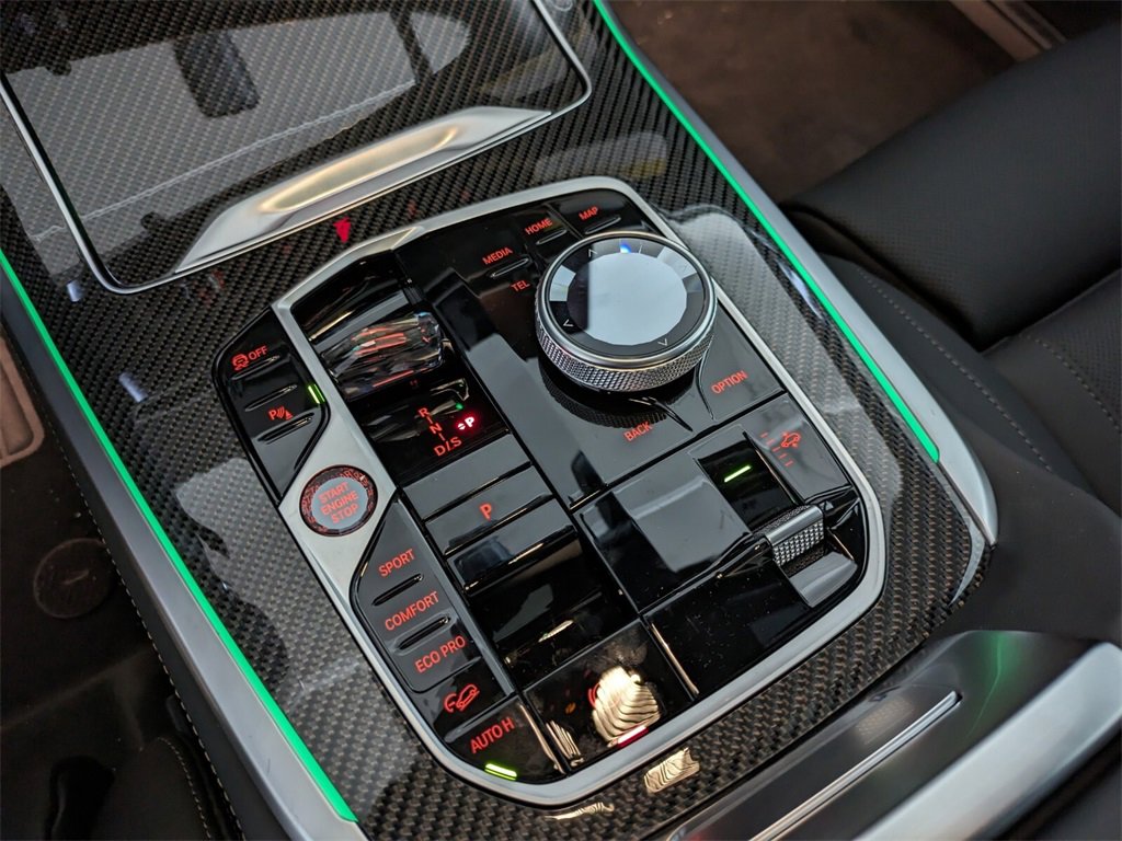New 2026 BMW X7 M60i image 18