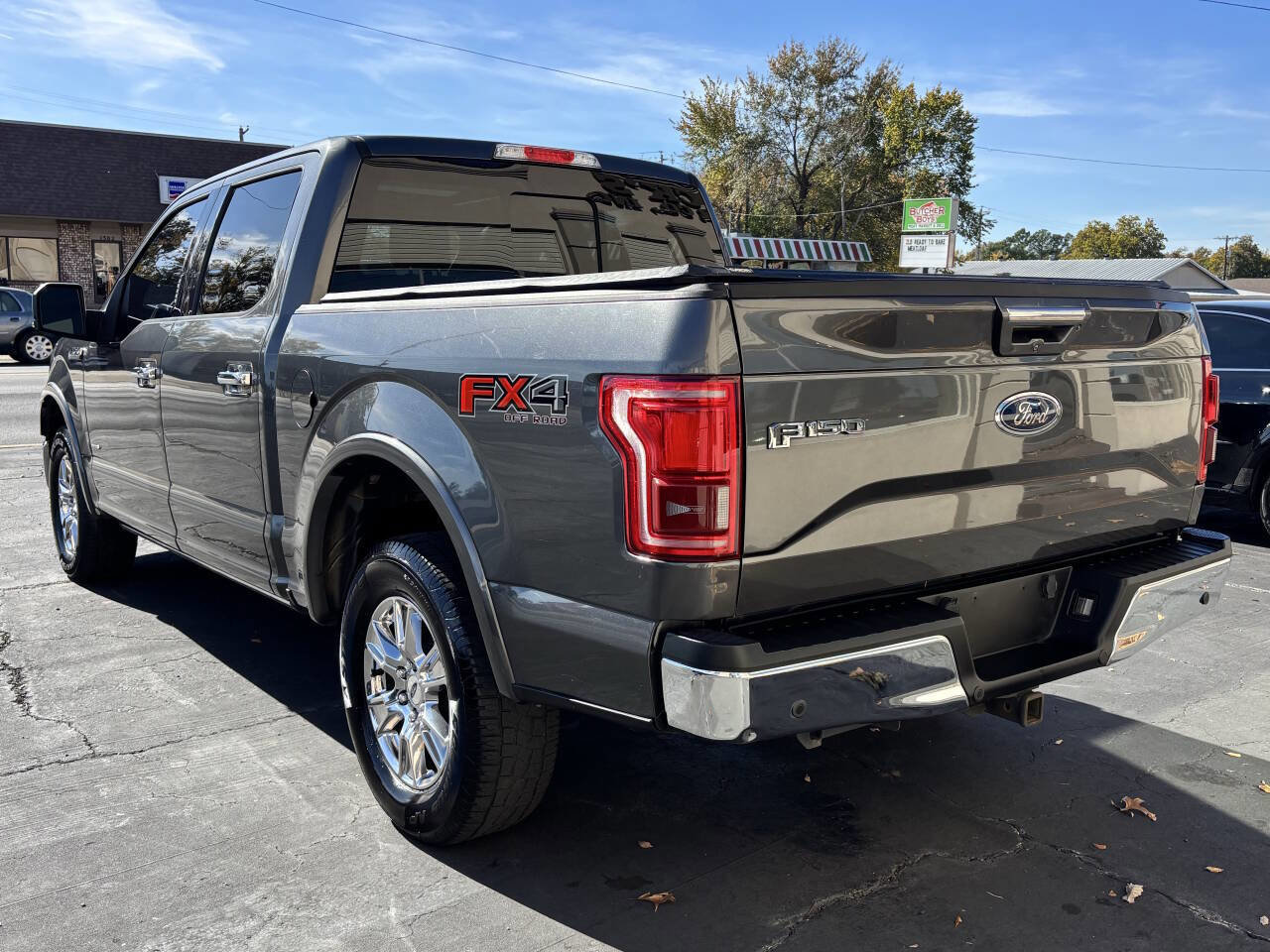 Used 2016 Ford F150 Lariat w/ Equipment Group 502A Luxury image 4