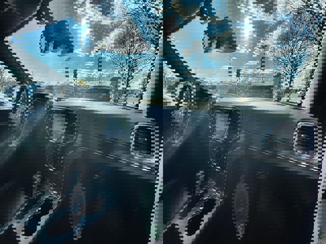 Used 2022 Jeep Grand Cherokee Limited w/ Trailer Tow Group IV image 29