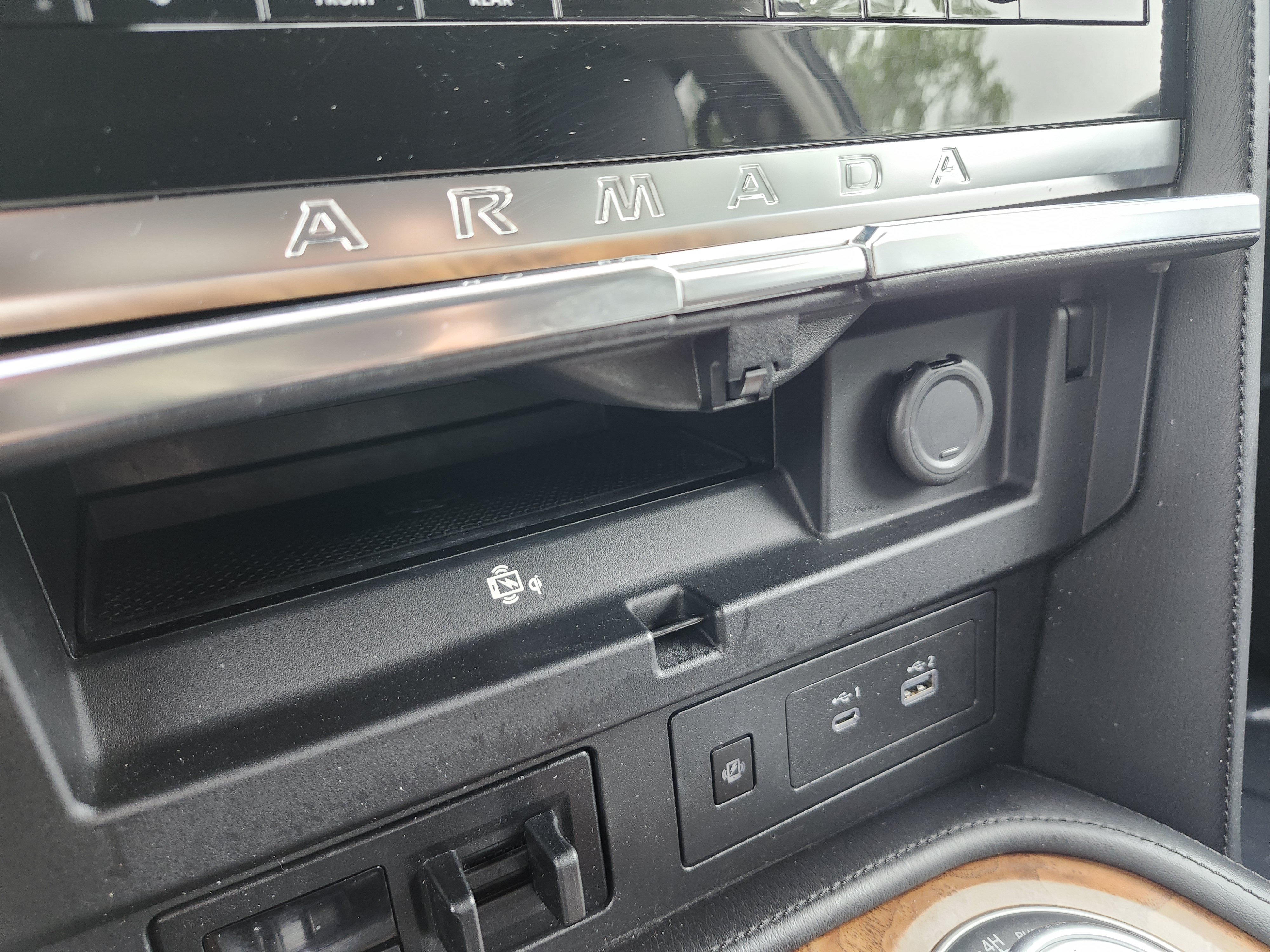 Used 2023 Nissan Armada SL w/ Captain's Chairs Package AWD/4WD image 37