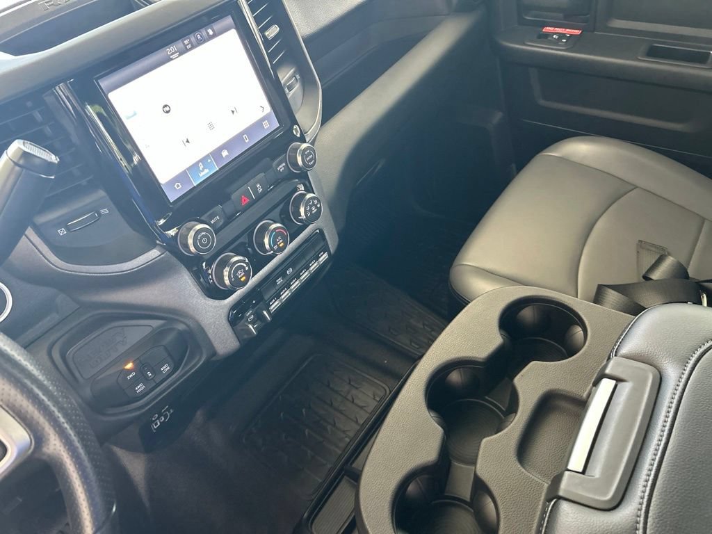 Used 2025 RAM 5500 Tradesman AWD/4WD image 43