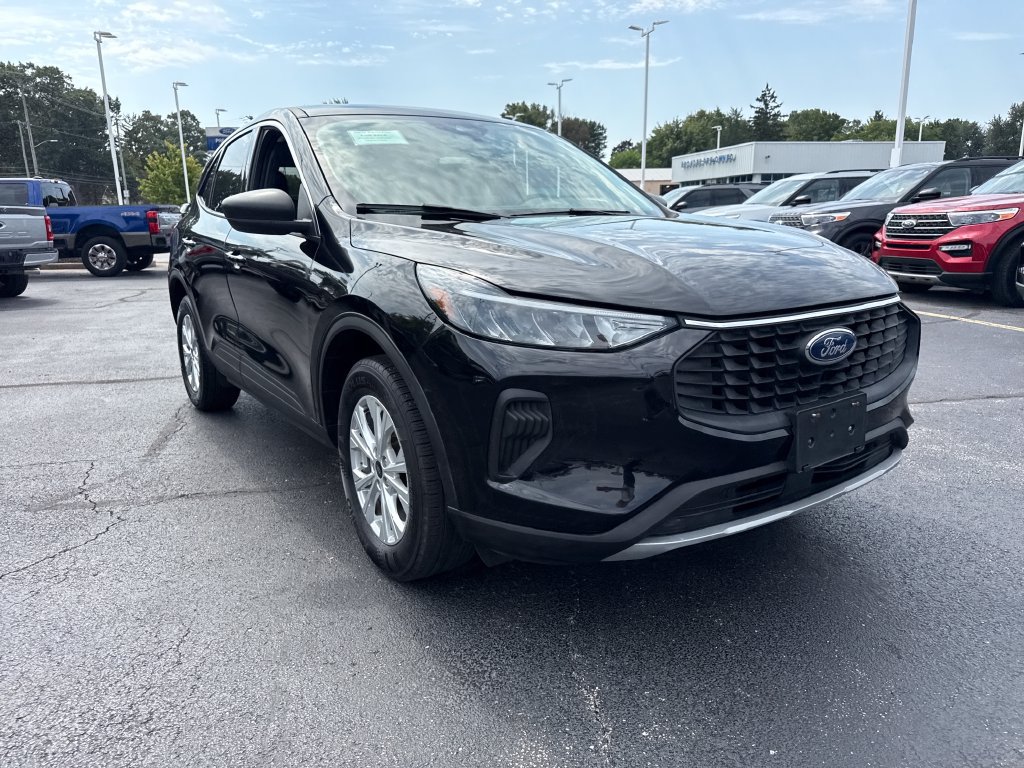 Used 2024 Ford Escape Active AWD/4WD image 4