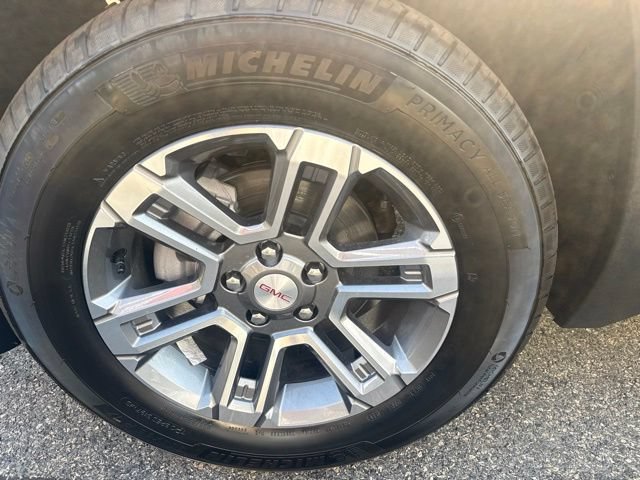 New 2027 GMC Terrain Elevation AWD/4WD image 4