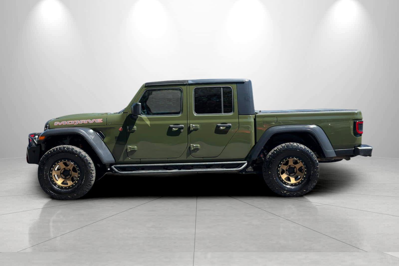 Used 2021 Jeep Gladiator Mojave AWD/4WD image 5