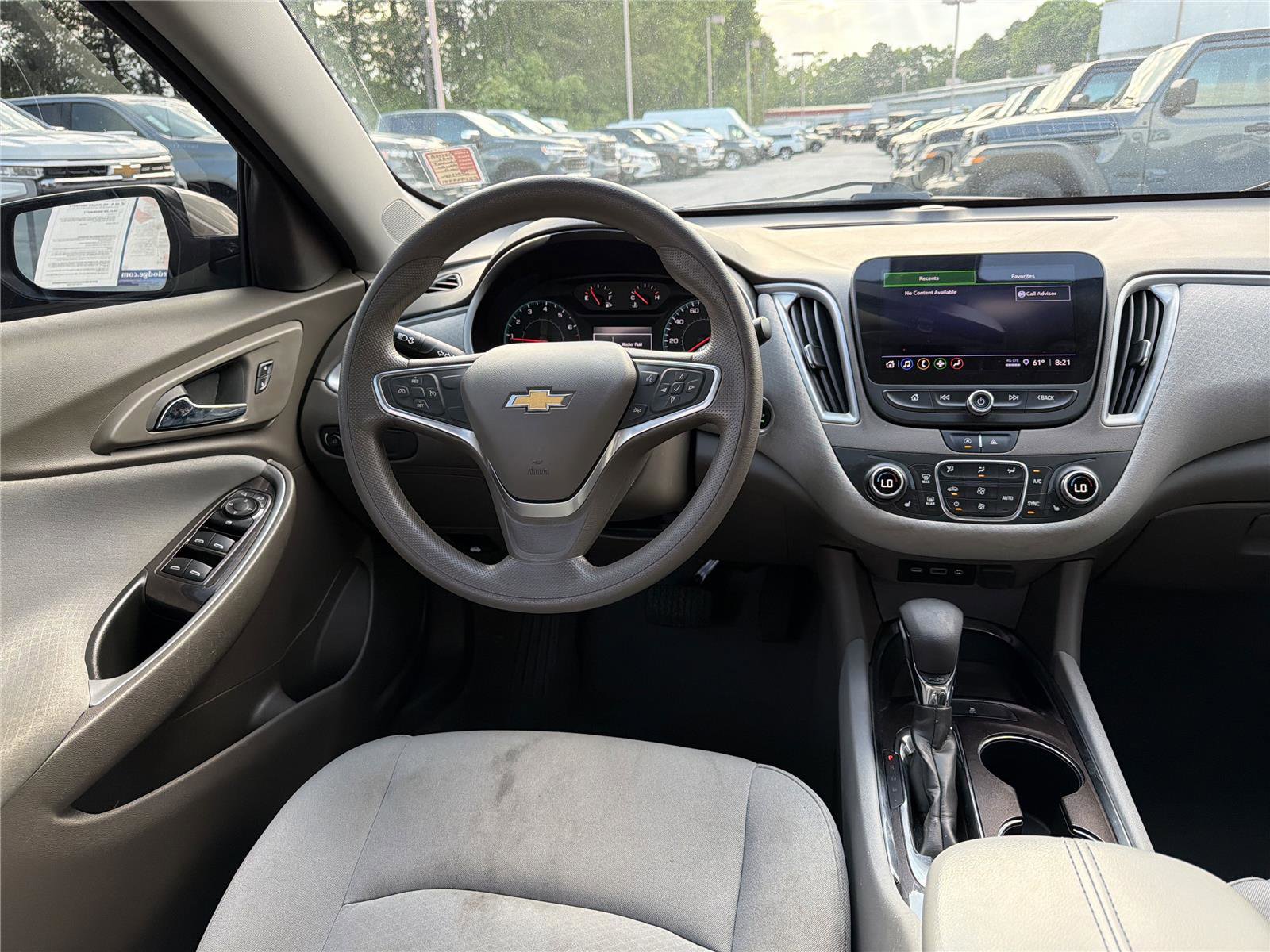 Used 2022 Chevrolet Malibu LT FWD image 21