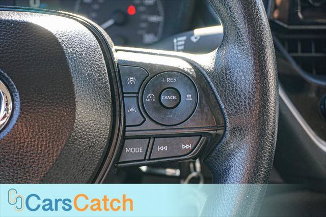 Used 2025 Toyota Corolla LE FWD image 24