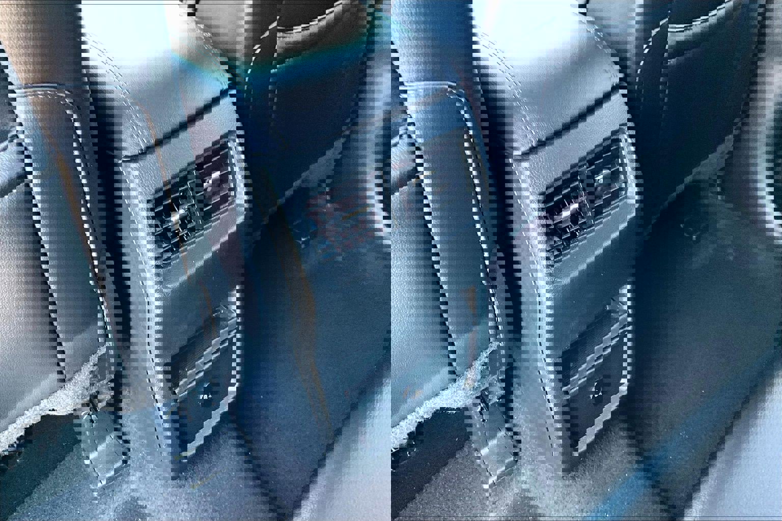 Used 2024 Ford Edge SEL image 10