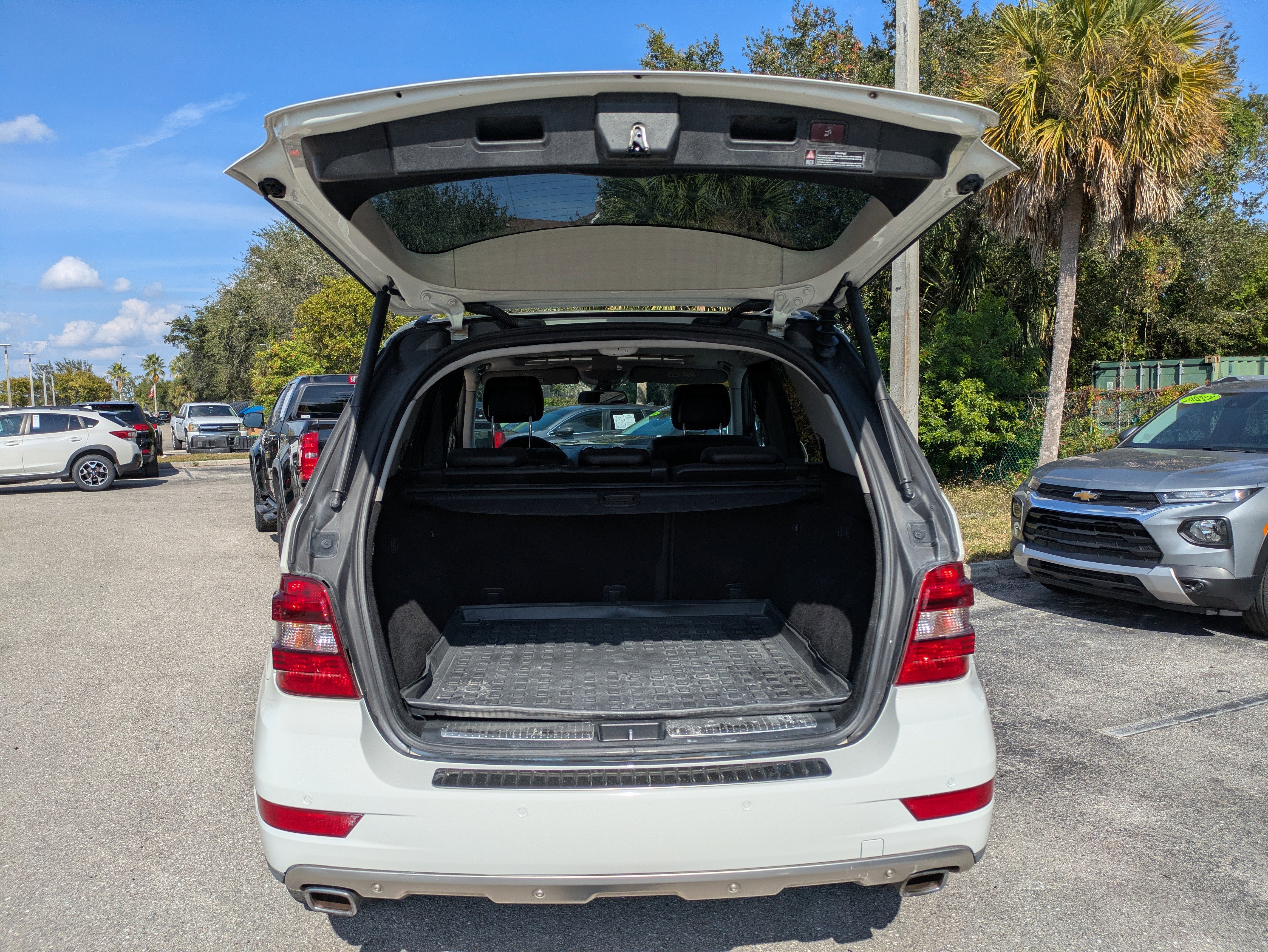 Used 2010 Mercedes-Benz ML 350 2WD image 13